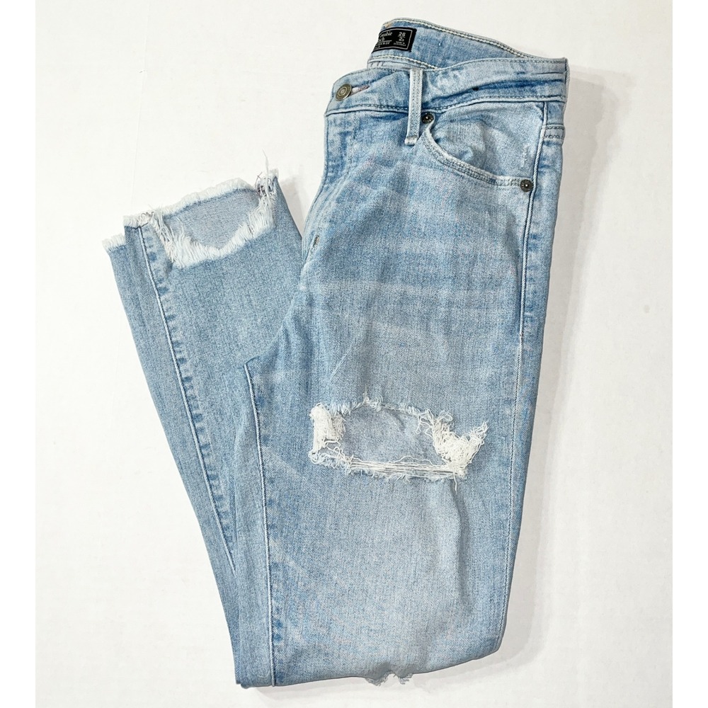 Abercrombie & Fitch Jeans 26 2S Simone High Rise Ankle Light Wash Distressed Hem